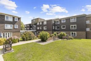 34, Guardian Court, Brookside Avenue, Polegate BN26 6DW
