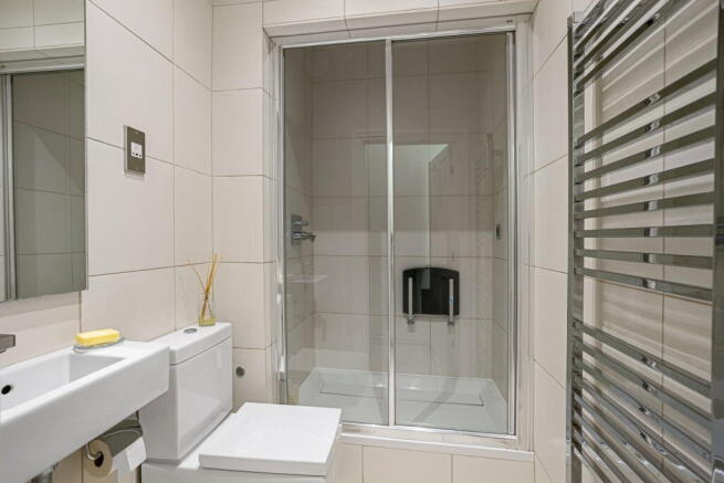 1 bed Flat for sale Image 8