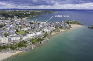 Hereford House, Sutton Street, Tenby SA70 7DX