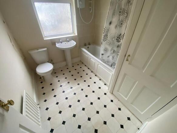 2 bed Terraced for sale Image 6