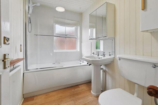 4 bed Terraced for sale Image 9