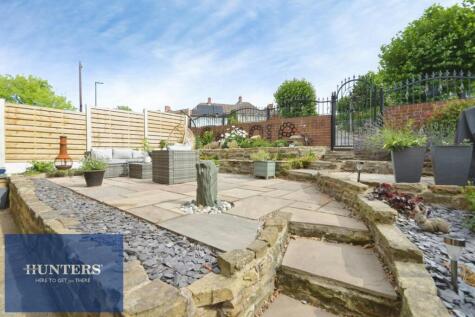 Newbridge Lane, Old Whittington, Chesterfield, S41 9JQ