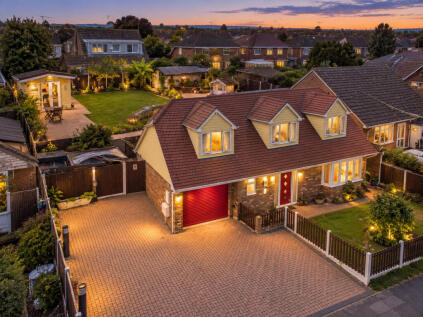 Urmond Road, Canvey Island, SS8