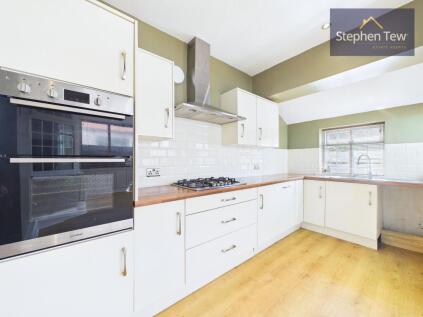 Montpelier Avenue, Bispham, FY2
