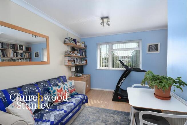 Second bedroom