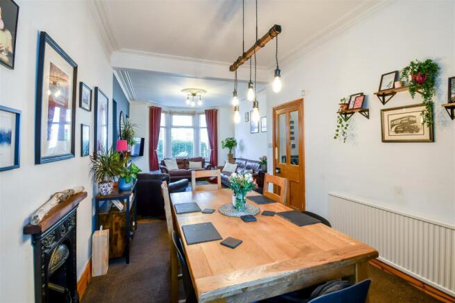 Living/Dining Room