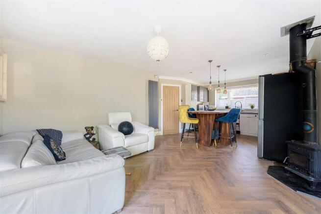 Mill Mead, Wokingham, Berkshire, RG41 1EW photo 4
