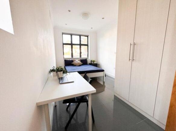 kenneth-crescent-nw2-4pt-1051310