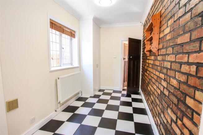 EXTENDED FITTED KITCHEN / DINING ROOM