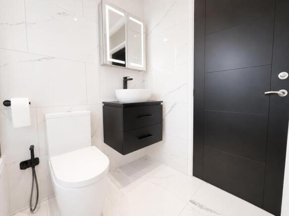 3 bed Bungalow to rent Image 11