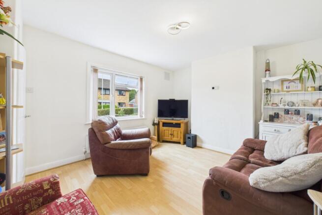 CAM03162G0-PR0313-STILL002