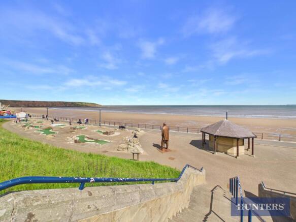 2 bed Flat for sale Image 11