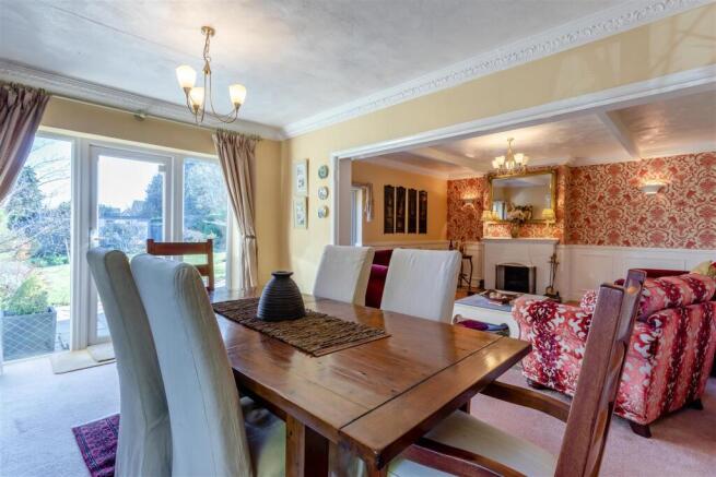 DINING ROOM AND LOUNGE