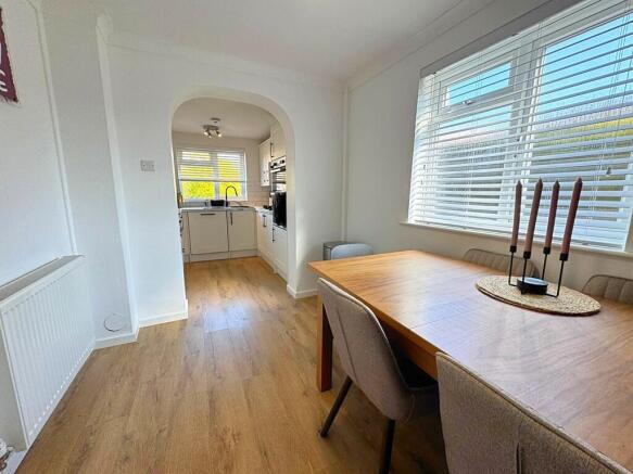 Dining End to Kit...