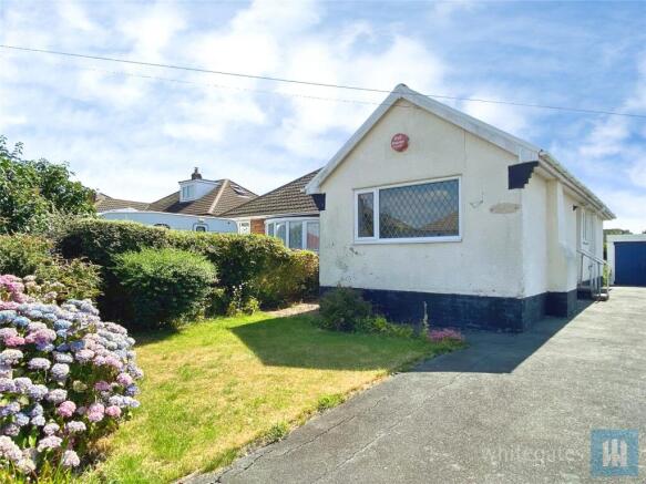 2 bed Bungalow for sale in heckmondwike