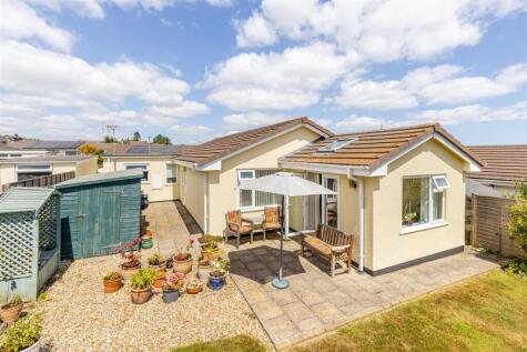 Start Bay Park, Strete