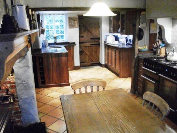 Photo 9
