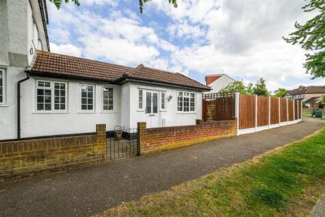 Endlebury Road, North Chingford