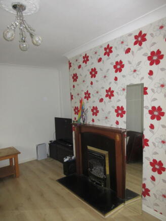 2 bed Flat to rent Image 5