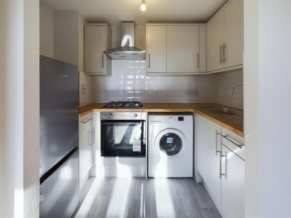 CAM02519G0-PR0061-STILL003