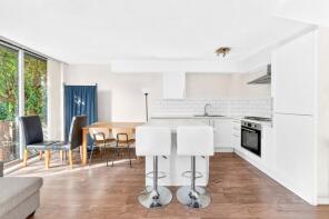 5, Tamarind Yard, London E1W 2JT