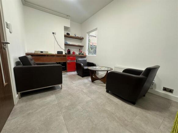 rear room 68 broadway