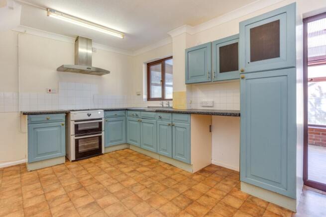93 Springfield Close, Lavant, Chichester,  PO18 0AZ