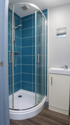 1 bed House Share to rent Image 4