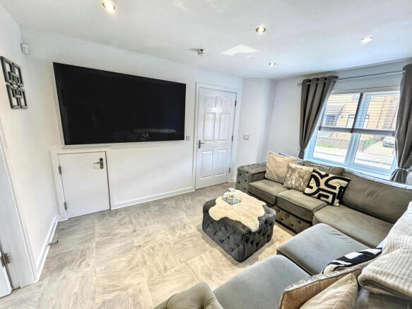 Lounge 1