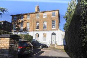 73c, The Greenway, Uxbridge UB8 2PL