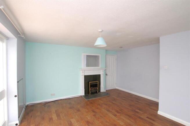 Living Room - b.JPG