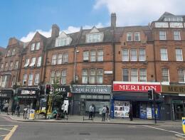 22, 346 Churchill Lodge, Streatham High Road, London SW16 6HD