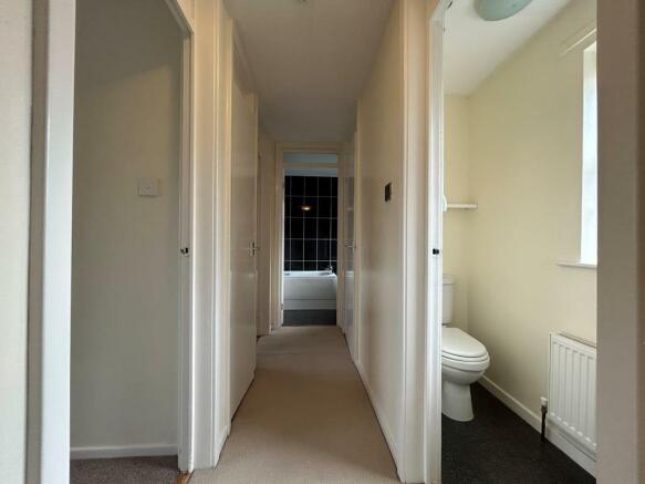 FIRST FLOOR LANDING