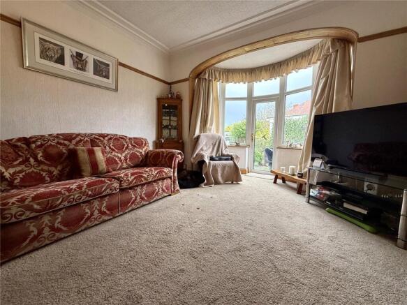 5 bed Detached for sale Image 6