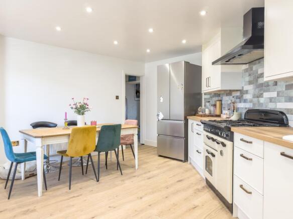 Dining kitchen