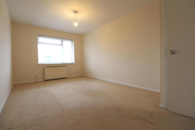 182_new lounge pic 1.JPG