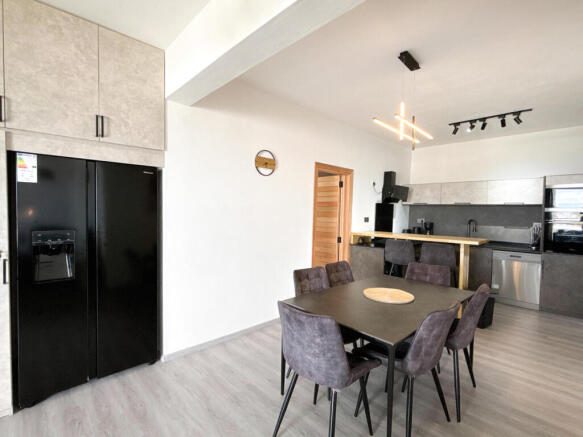 DJI20251017104210999