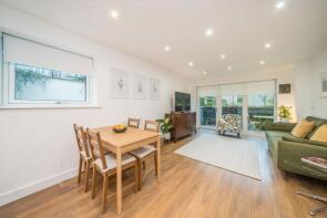 51, 89 Roebuck House, Roehampton Lane, London SW15 5FN