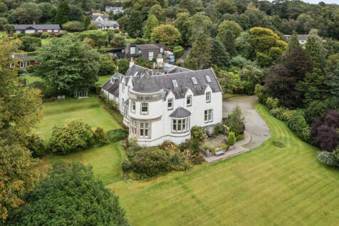Dunard, Station Road, Rhu. G84 8LW