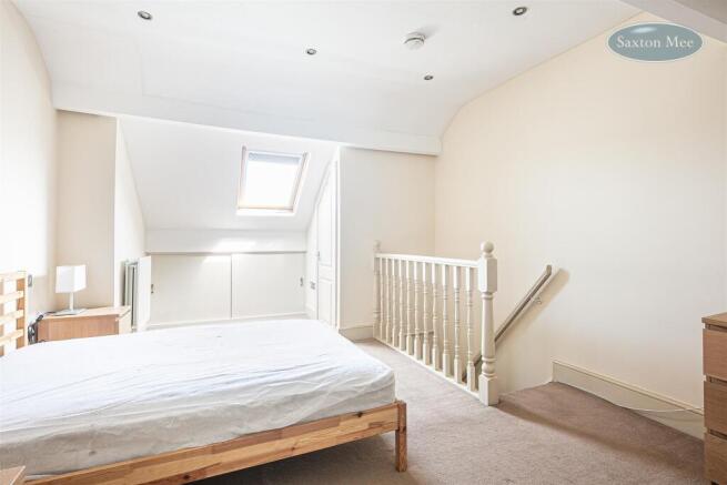 3 bed Terraced for sale Image 10