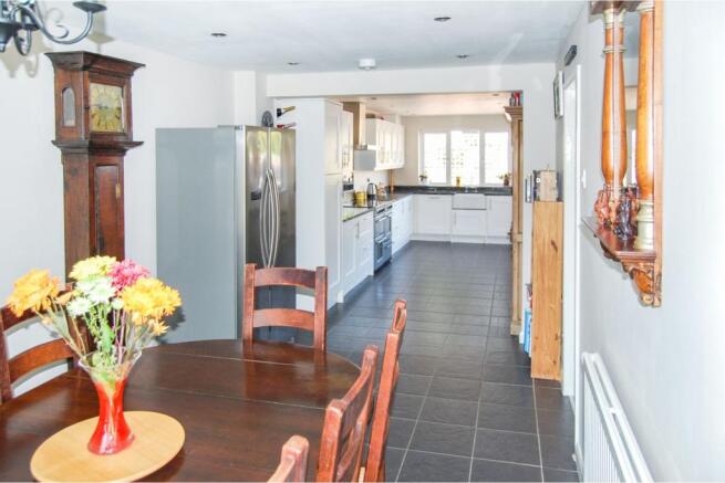 Kitchen/Dining Room