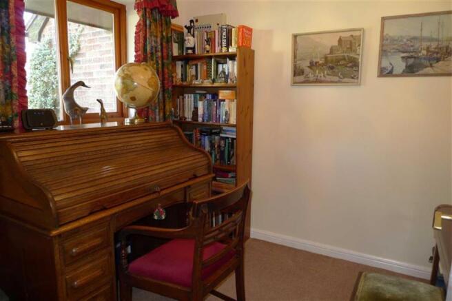 Photo 8