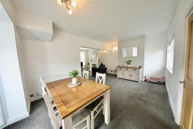 3 bed End of Terrace for sale Image 5