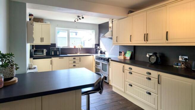 Manorbier Close, Dinas Powys photo 4