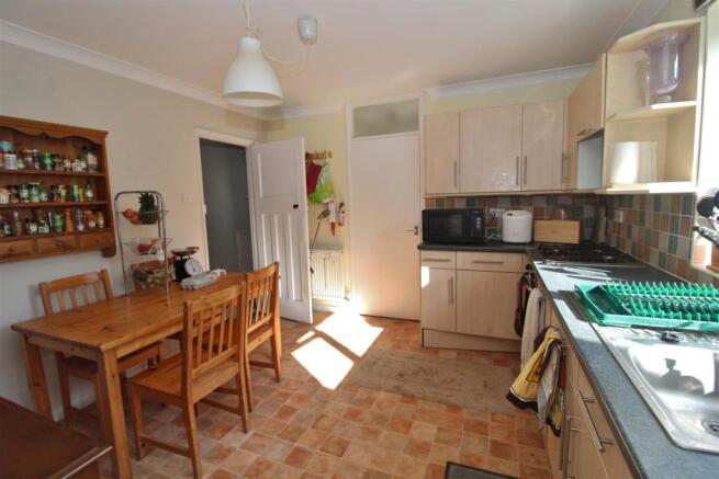 Kitchen/Dining Room