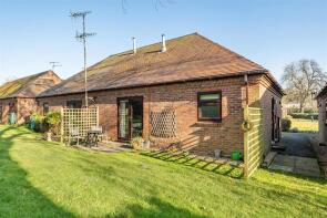 10, Bowling Court, Henley-on-thames RG9 2LE