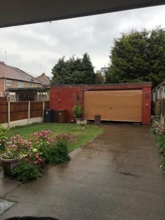 Rear garden new.jpg