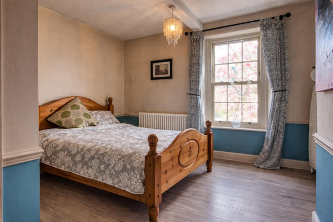 3 bed Terraced for sale Image 7