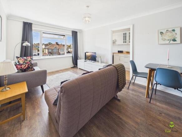 Presented by Clinton at EweMove Bexleyheath and Da