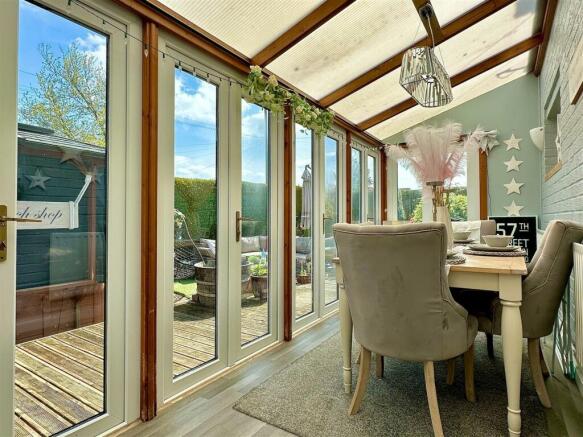 conservatory-dining